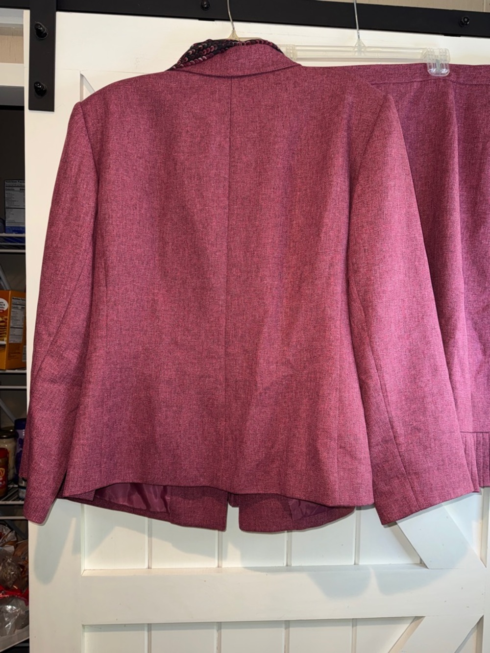 Le Suit Mauve-Pink Tailored Blazer and Skirt Set with Sequin Scarf - Picture 7 of 11